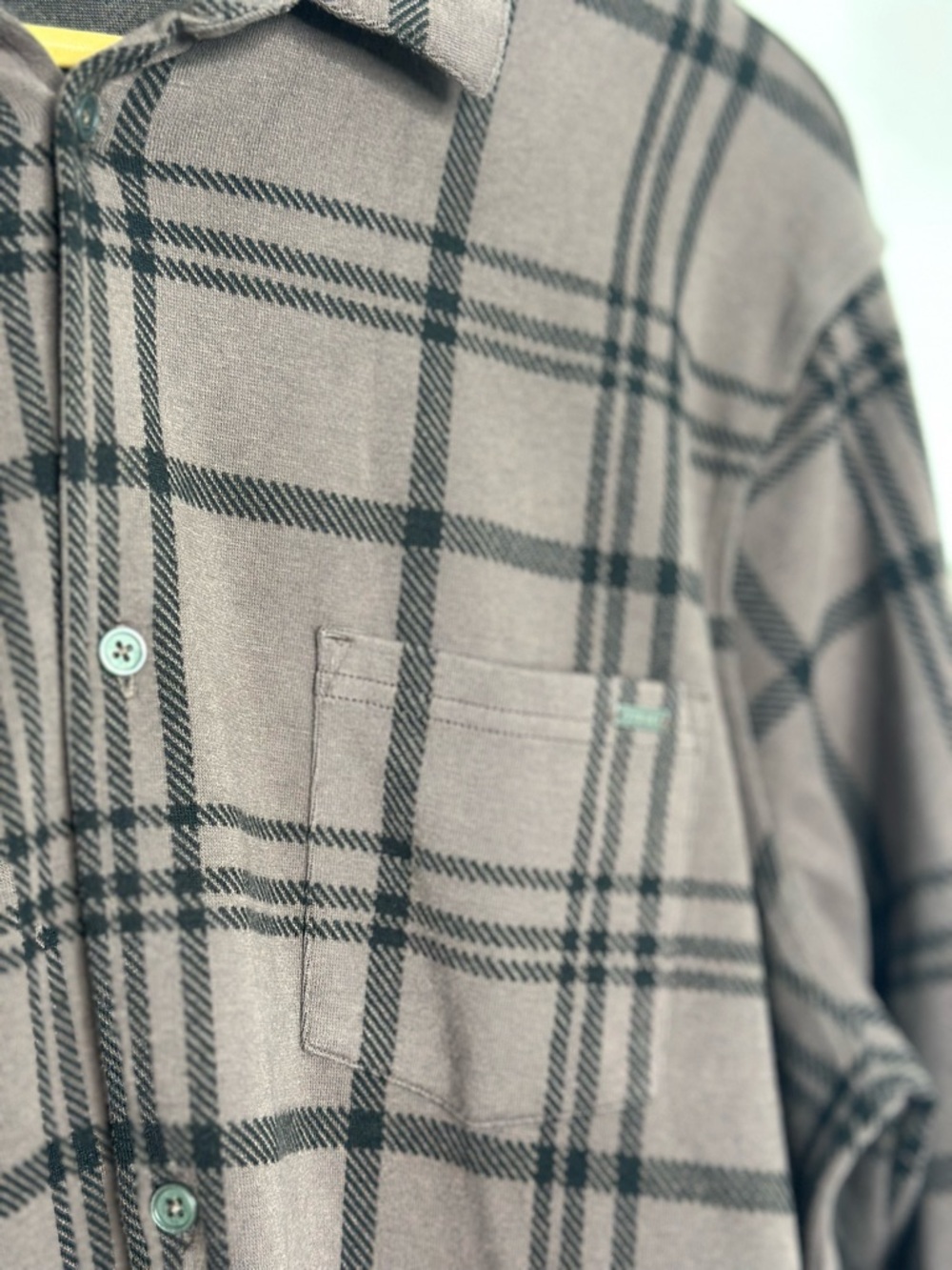 Vuori Seaview Plaid Button Down Shirt XL Huckleberry brown flannel long sleeve - Picture 6 of 12